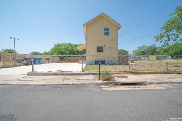 232 Hobart, San Antonio, TX 78237 - view of front of house