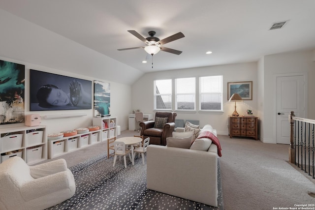 living area with visible vents, baseboards, ceiling fan, carpet, and recessed lighting