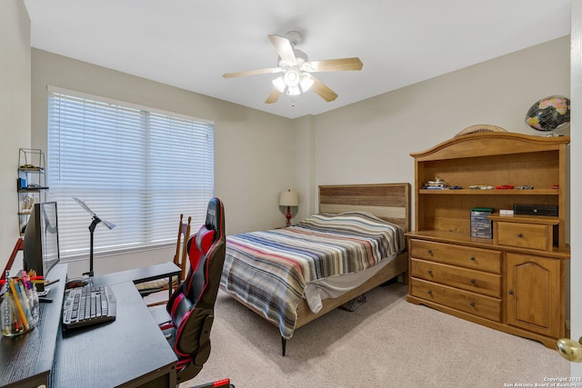 bedroom featuring carpet floors and a ceiling fan