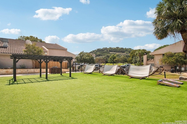 view of yard with a pergola