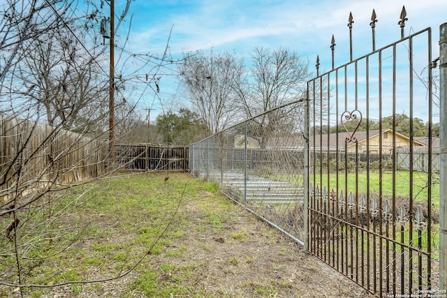 view of yard featuring fence