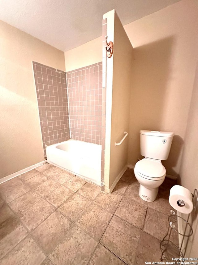 full bath with a shower, a tub, baseboards, and toilet