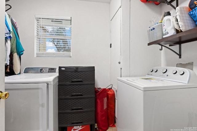 laundry area with laundry area and independent washer and dryer