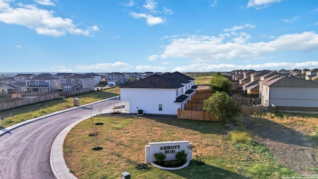 drone / aerial view featuring a residential view