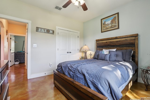 bedroom with a ceiling fan, baseboards, visible vents, finished concrete floors, and a closet