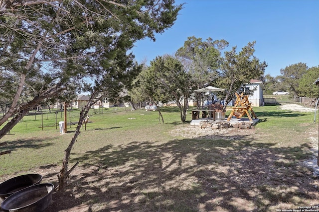 view of yard featuring fence