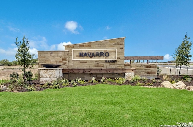9211 Navarro Vis, Seguin, TX 78155 - community sign with a lawn