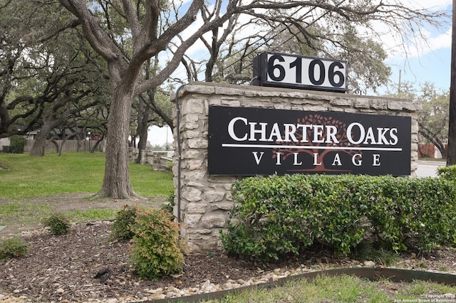 6106 Vance Jackson # 23, San Antonio TX, 78230, 3 bedrooms, 2.5 baths condo for sale