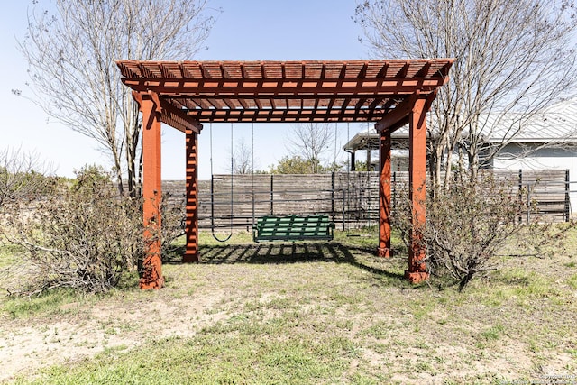 view of yard featuring a pergola