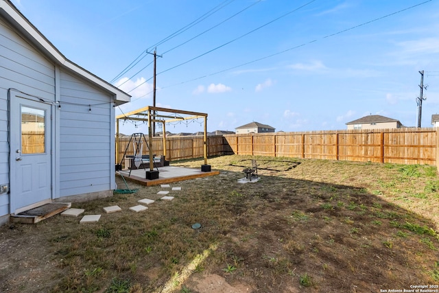 view of yard featuring a fenced backyard