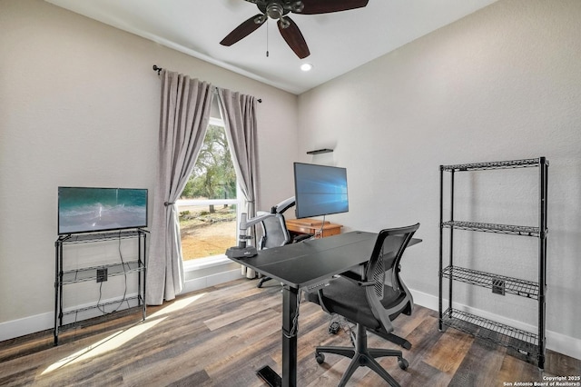 office space with recessed lighting, wood finished floors, a ceiling fan, and baseboards