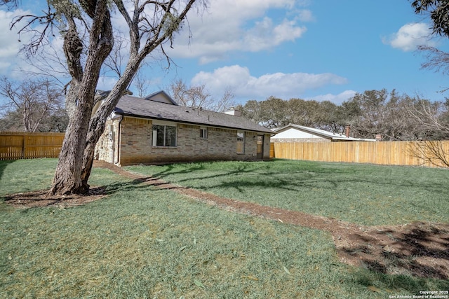 view of yard featuring fence