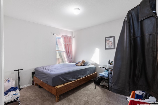 bedroom featuring carpet floors