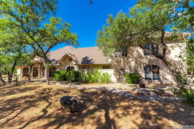 view of front of house with stucco siding