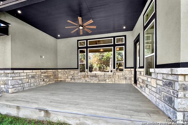 view of patio / terrace with a ceiling fan