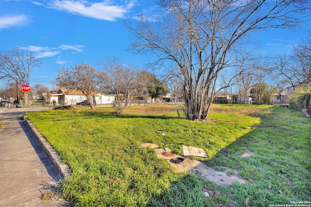 Listing photo 3 for 202 Eskimo, San Antonio TX 78225