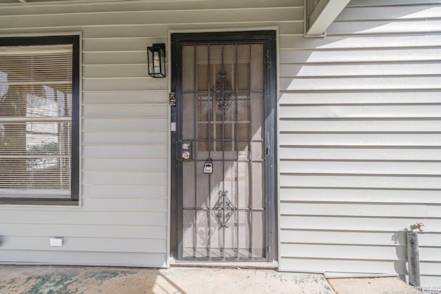 view of entrance to property