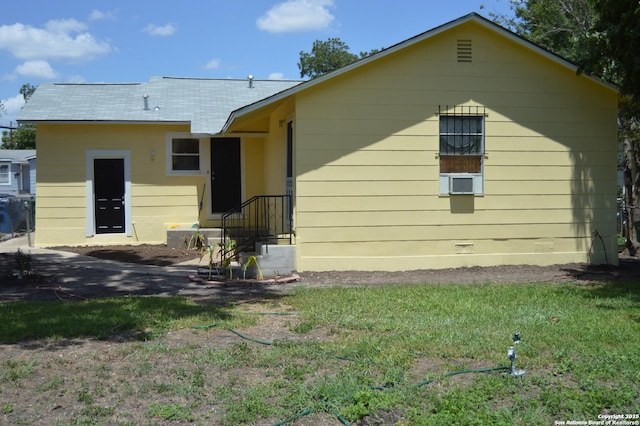 back of property with crawl space