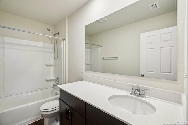 7207 Anacua Crk, San Antonio, TX 78253 - bathroom with vanity, toilet, and shower / bath combination
