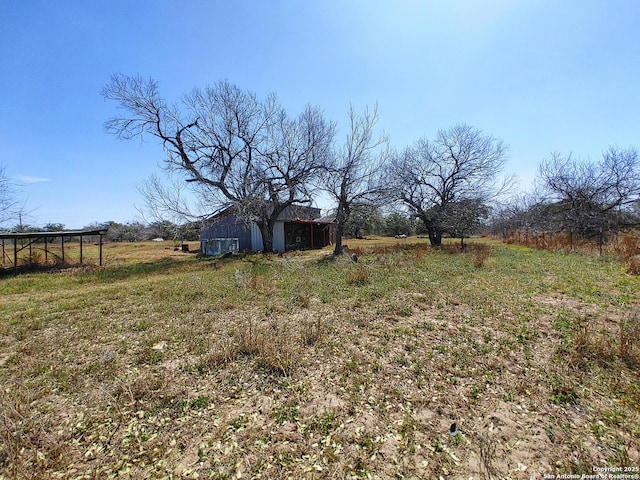 Listing photo 3 for 210 County Road 425, Mccoy TX 78113