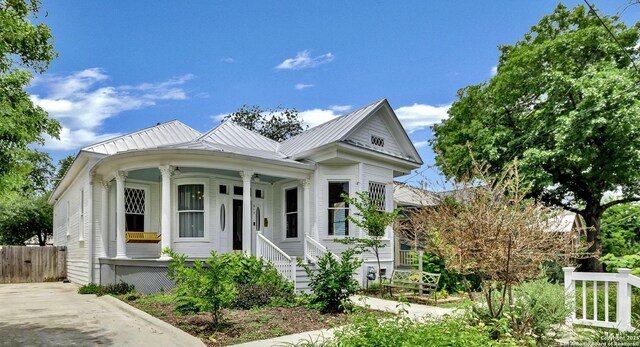 317 Wickes, San Antonio, TX 78210 - view of front of home with a metal roof