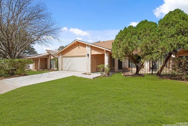 view of front of property featuring a garage, fence, driveway, stucco siding, and a front yard