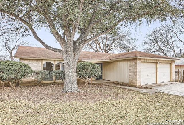 view of front of house with brick siding