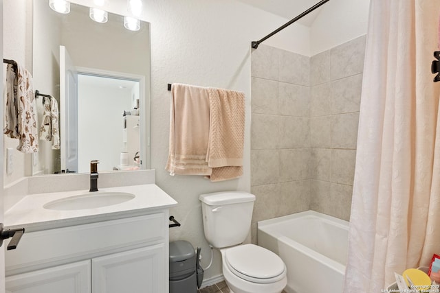 bathroom featuring vanity, toilet, baseboards, and shower / tub combo with curtain