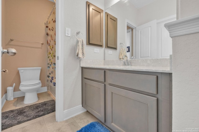 full bath with vanity, a shower with shower curtain, baseboards, tile patterned flooring, and toilet