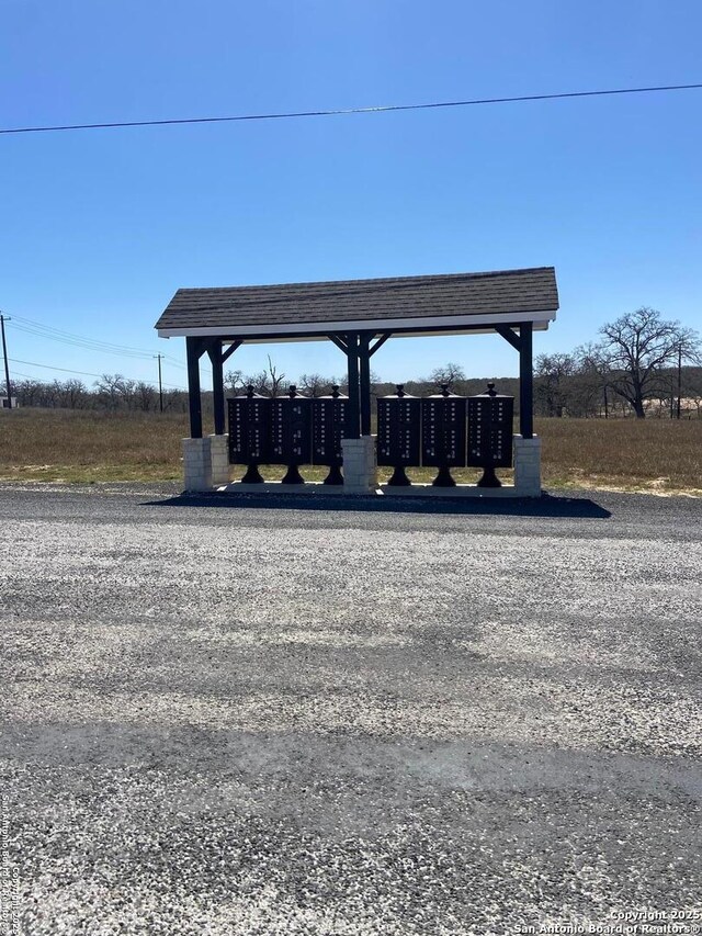 246 Timber Ln, Vernia, TX 78121