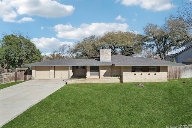 single story home with brick siding, a front lawn, and fence