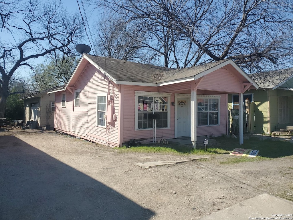 exterior space featuring driveway