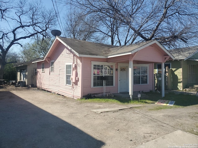 exterior space featuring driveway