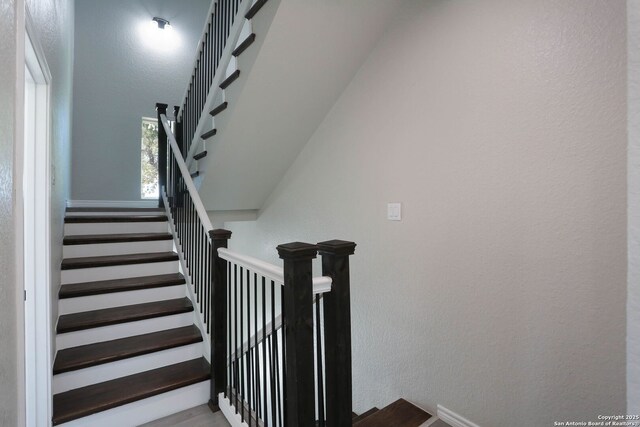 650 Canyon Cir, Canyon Lake, TX 78133 - view of stairway
