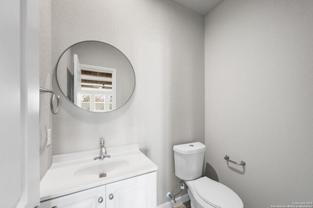 9915 Loma Alta Cir, Converse, TX 78109 - half bathroom with vanity and toilet