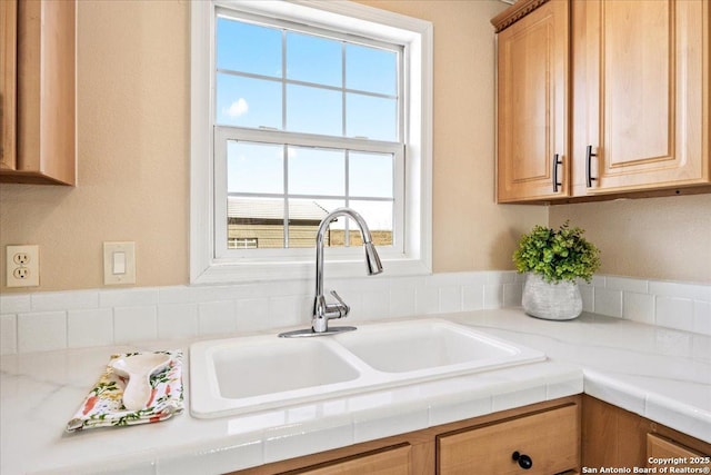 kitchen featuring a sink