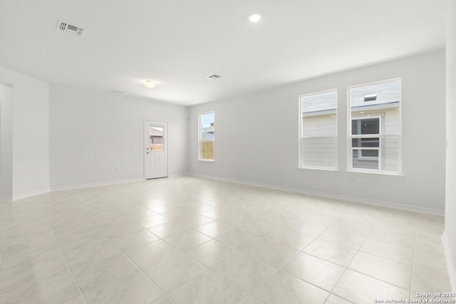 13210 Club House Blvd, San Antonio, TX 78221 - empty room featuring light tile patterned floors, baseboards, and recessed lighting