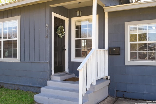 view of property entrance