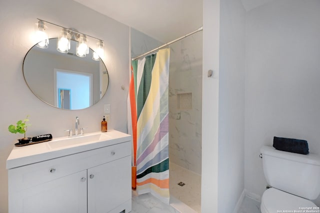 bathroom featuring a shower with curtain, marble finish floor, vanity, and toilet