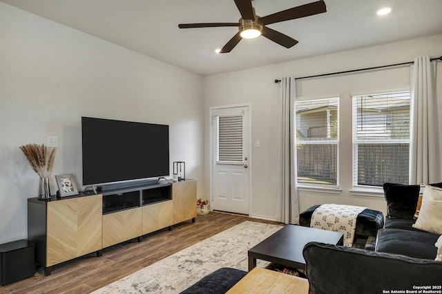 6424 Embankment, San Antonio, TX 78252 - living room featuring recessed lighting, baseboards, wood finished floors, and a ceiling fan