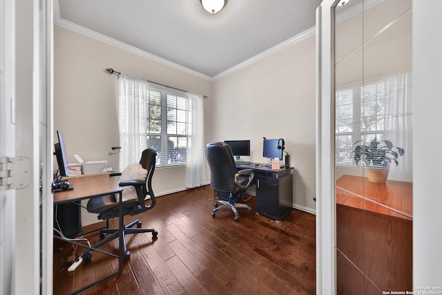 office area with baseboards, dark wood-style floors, and ornamental molding