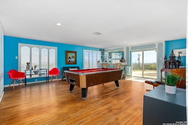 rec room featuring billiards, visible vents, baseboards, light wood finished floors, and recessed lighting