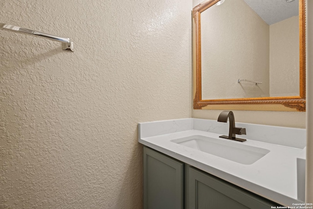 1967 Club Xing, New Braunfels, TX 78130 - bathroom with vanity and a textured wall
