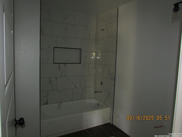 full bath featuring bathtub / shower combination