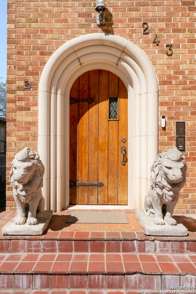 243 E Lullwood, San Antonio, TX 78212 - view of doorway to property