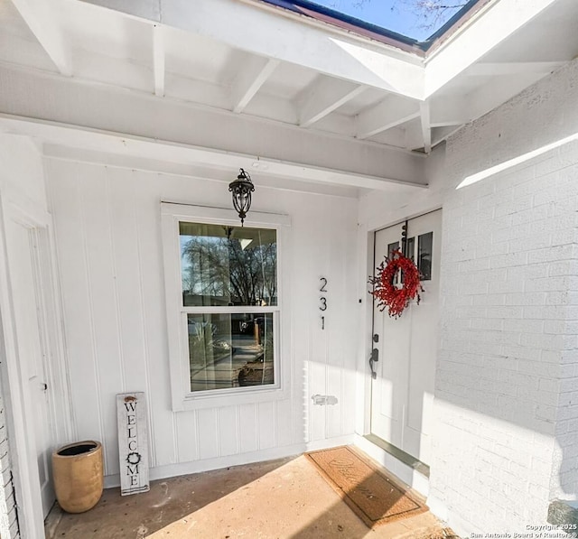 231 Cicero, San Antonio, TX 78218 - property entrance featuring brick siding