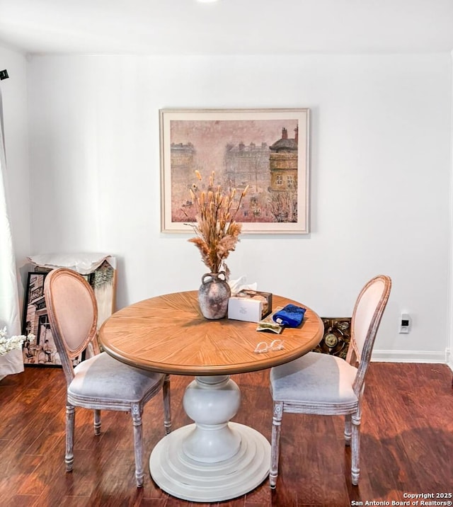 231 Cicero, San Antonio, TX 78218 - dining space with wood finished floors and baseboards