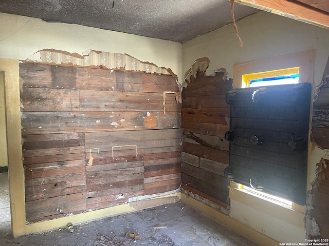 108 Ripford, San Antonio, TX 78204 - unfurnished room with a textured ceiling