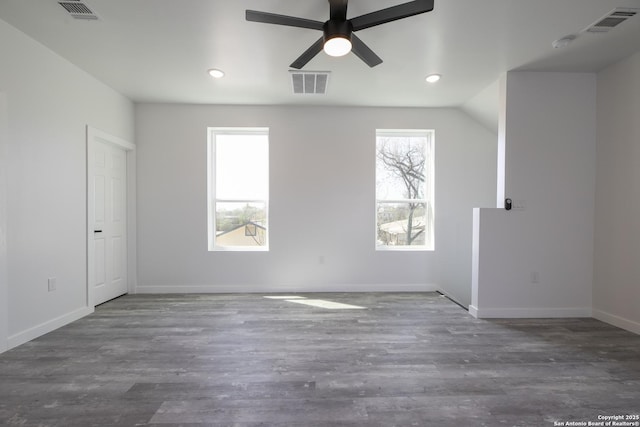 106 Bank St Unit 201, San Antonio, TX 78204 - unfurnished room with baseboards, wood finished floors, visible vents, and ceiling fan
