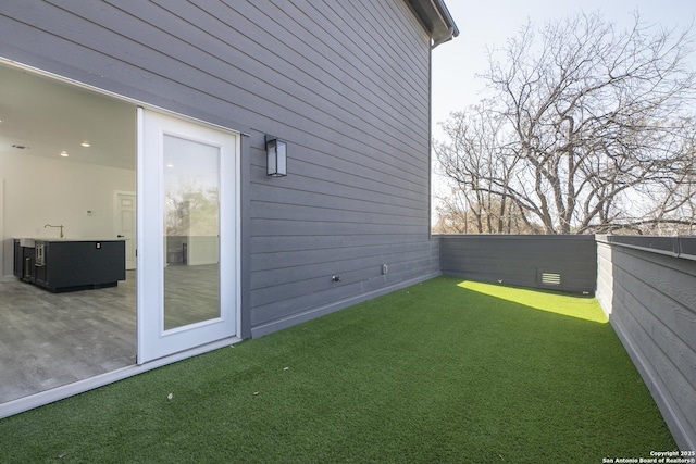 106 Bank St Unit 201, San Antonio, TX 78204 - view of yard with fence